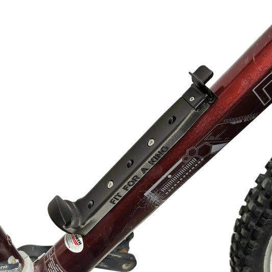 Can Cage - Fit For A King